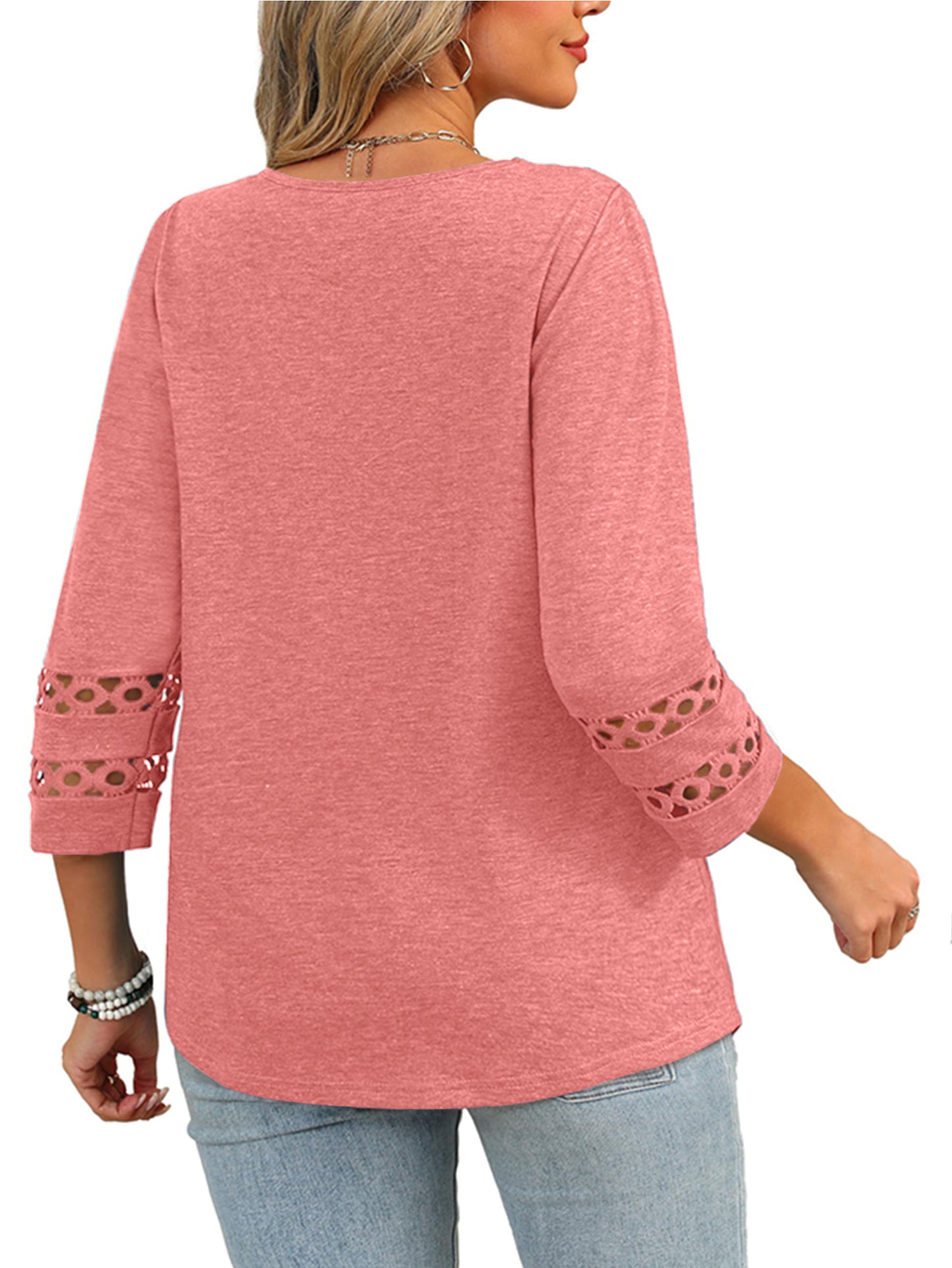 WellSize 3/4 Sleeve Womens Plus Size Tops V Neck Trendy Tunic Blouses Curved Hem Casual Shirts